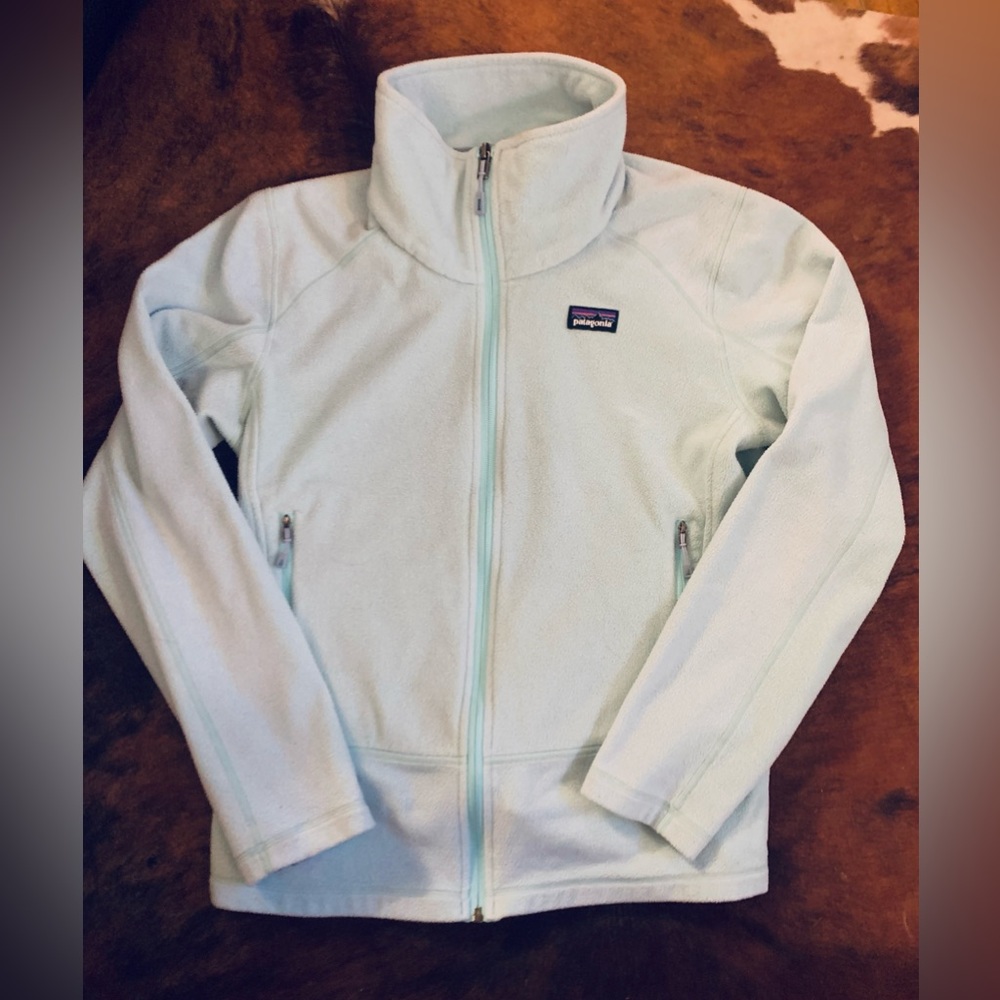 Patagonia fleece jacket - women’s Size Medium - Light turquoise - EUC!